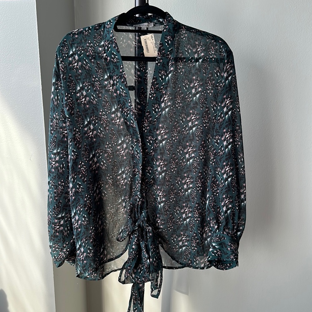 ☀️BOGO Item NWT Wishlist Teal Sheer Chiffon Dolman Sleeve Printed Tie Front☀️